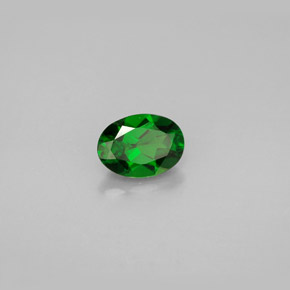 Diopside Chrome Vert naturelle Coupe ovale, 0.90 ct, VS