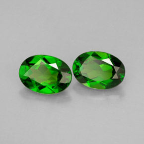 Achetez naturel ct vert diopside de chrome gems, coupe ovale, en provenance russie chez gemselect. en stock, livraison internationale!