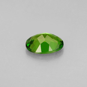 Diopside de chrome vert naturelle coupe ovale, 0,79 ct, VS