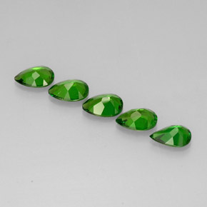 Achetez naturel ct vert diopside de chrome gems, en forme de poire, en provenance russie chez gemselect. en stock, livraison internationale!