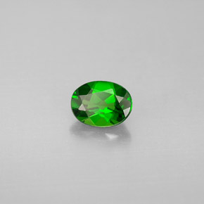 Diopside Chrome Vert naturelle Coupe ovale, 0.62 ct, VS