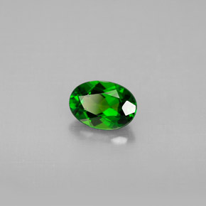 Diopside de chrome vert naturelle coupe ovale, 0,84 ct, VS