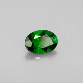 Diopside de chrome vert naturelle coupe ovale, 0,85 ct, VS