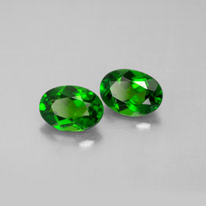 Achetez naturel ct Vert Diopside Chrome gems, Coupe ovale, En provenance Russie chez GemSelect. En stock, livraison internationale!