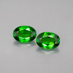 Achetez naturel ct vert diopside de chrome gems, coupe ovale, en provenance russie chez gemselect. en stock, livraison internationale!