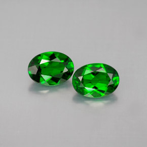Achetez naturel ct vert diopside de chrome gems, coupe ovale, en provenance russie chez gemselect. en stock, livraison internationale!