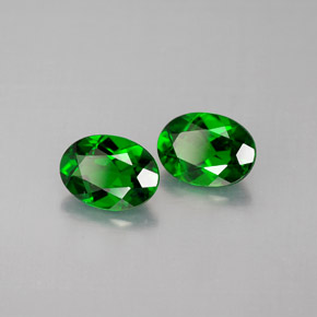 Achetez naturel ct vert diopside de chrome gems, coupe ovale, en provenance russie chez gemselect. en stock, livraison internationale!