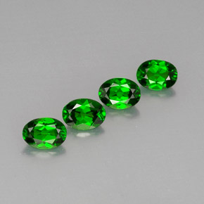 Achetez naturel ct vert diopside de chrome gems, coupe ovale, en provenance russie chez gemselect. en stock, livraison internationale!