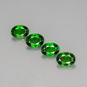 Achetez naturel ct vert diopside de chrome gems, coupe ovale, en provenance russie chez gemselect. en stock, livraison internationale!