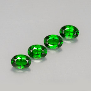 Achetez naturel ct vert diopside de chrome gems, coupe ovale, en provenance russie chez gemselect. en stock, livraison internationale!