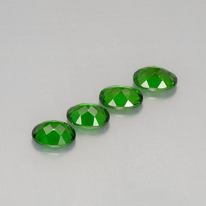 Achetez naturel ct vert diopside de chrome gems, coupe ovale, en provenance russie chez gemselect. en stock, livraison internationale!