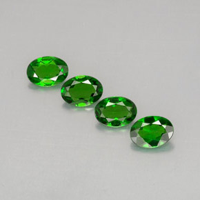 Achetez naturel ct vert diopside de chrome gems, coupe ovale, en provenance russie chez gemselect. en stock, livraison internationale!