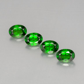 Achetez naturel ct vert diopside de chrome gems, coupe ovale, en provenance russie chez gemselect. en stock, livraison internationale!
