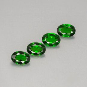 Achetez naturel ct vert diopside de chrome gems, coupe ovale, en provenance russie chez gemselect. en stock, livraison internationale!