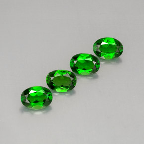 Achetez naturel ct vert diopside de chrome gems, coupe ovale, en provenance russie chez gemselect. en stock, livraison internationale!