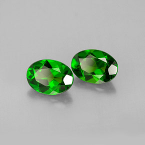 Achetez naturel ct vert diopside de chrome gems, coupe ovale, en provenance russie chez gemselect. en stock, livraison internationale!