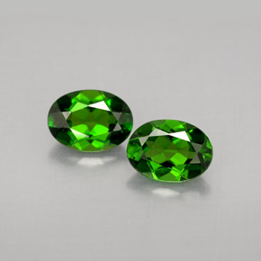 Achetez naturel ct vert diopside de chrome gems, coupe ovale, en provenance russie chez gemselect. en stock, livraison internationale!