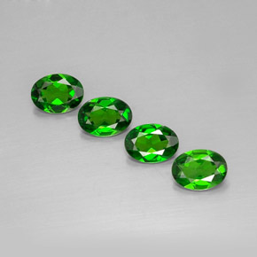 Achetez naturel ct vert diopside de chrome gems, coupe ovale, en provenance russie chez gemselect. en stock, livraison internationale!