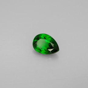 Diopside de chrome vert naturelle en forme de poire, 0,73 ct, VS