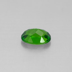 Diopside Chrome Vert naturelle Coupe ovale, 0.94 ct, VS