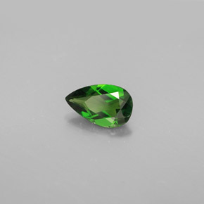 Diopside Chrome Vert naturelle En forme de poire, 0.72 ct, VS