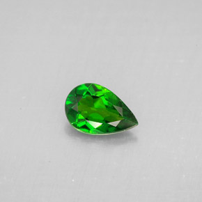 Diopside de chrome vert naturelle en forme de poire, 0,67 ct, VS