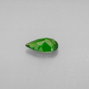 Diopside de chrome vert naturelle en forme de poire, 0,68 ct, VS