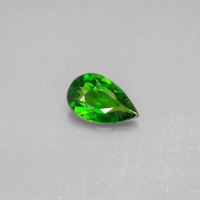 Diopside Chrome Vert naturelle En forme de poire, 0.67 ct, VS