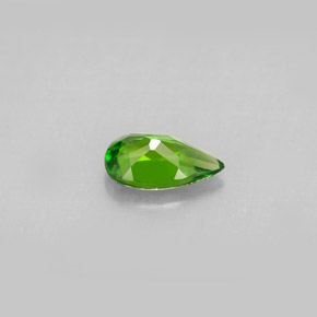 Diopside Chrome Vert naturelle En forme de poire, 0.75 ct, VS