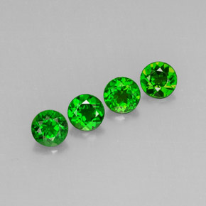 Achetez naturel ct Vert Diopside Chrome gems, Coupe roude, En provenance Russie chez GemSelect. En stock, livraison internationale!