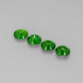 Achetez naturel ct Vert Diopside Chrome gems, Coupe roude, En provenance Russie chez GemSelect. En stock, livraison internationale!