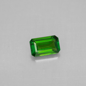 Diopside Chrome Vert naturelle Taille émeraude, 0.49 ct, VS