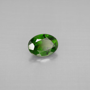 Diopside Chrome Vert naturelle Coupe ovale, 0.83 ct, VS-SI