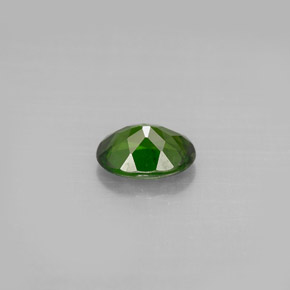 Diopside Chrome Vert naturelle Coupe ovale, 0.83 ct, VS-SI
