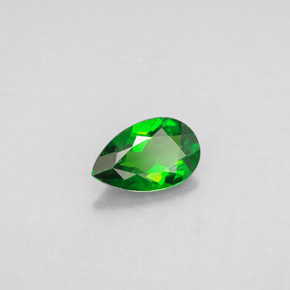 Diopside de chrome vert naturelle en forme de poire, 0,64 ct, VS