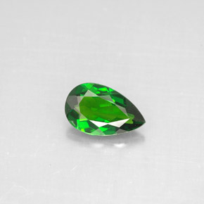 Diopside Chrome Vert naturelle En forme de poire, 0.75 ct, VVS-VS