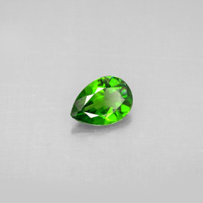 Diopside de chrome vert naturelle en forme de poire, 0,68 ct, VS