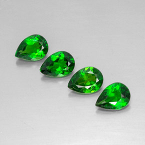 Achetez naturel ct vert diopside de chrome gems, en forme de poire, en provenance russie chez gemselect. en stock, livraison internationale!