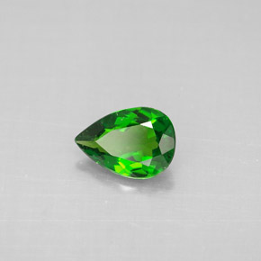 Diopside de chrome vert naturelle en forme de poire, 0,60 ct, VS
