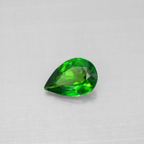 Diopside de chrome vert naturelle en forme de poire, 0,50 ct, VS