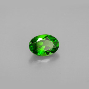 Diopside Chrome Vert naturelle Coupe ovale, 0.88 ct, VVS-VS