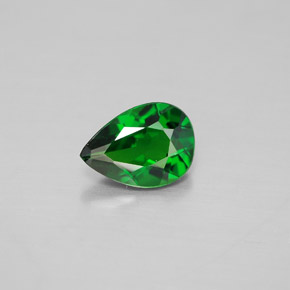 Diopside de chrome vert naturelle en forme de poire, 0,60 ct, VVS