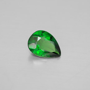 Diopside de chrome vert naturelle en forme de poire, 0,60 ct, VVS