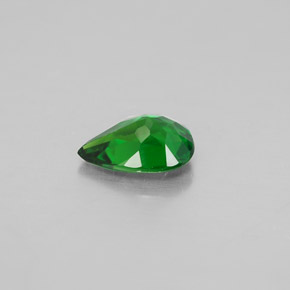 Diopside de chrome vert naturelle en forme de poire, 0,60 ct, VVS