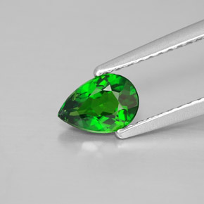 Diopside Chrome Vert naturelle En forme de poire, 0.55 ct, VVS-VS