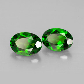 Achetez naturel ct vert diopside de chrome gems, coupe ovale, en provenance russie chez gemselect. en stock, livraison internationale!
