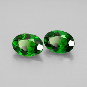 Achetez naturel ct vert diopside de chrome gems, coupe ovale, en provenance russie chez gemselect. en stock, livraison internationale!