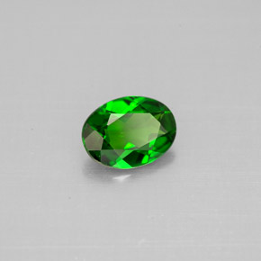 Diopside de chrome vert naturelle coupe ovale, 0,72 ct, VVS-VS