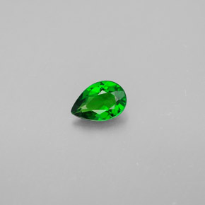 Diopside de chrome vert naturelle en forme de poire, 0,31 ct, VVS