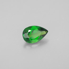 Diopside de chrome vert naturelle en forme de poire, 0,64 ct, VVS